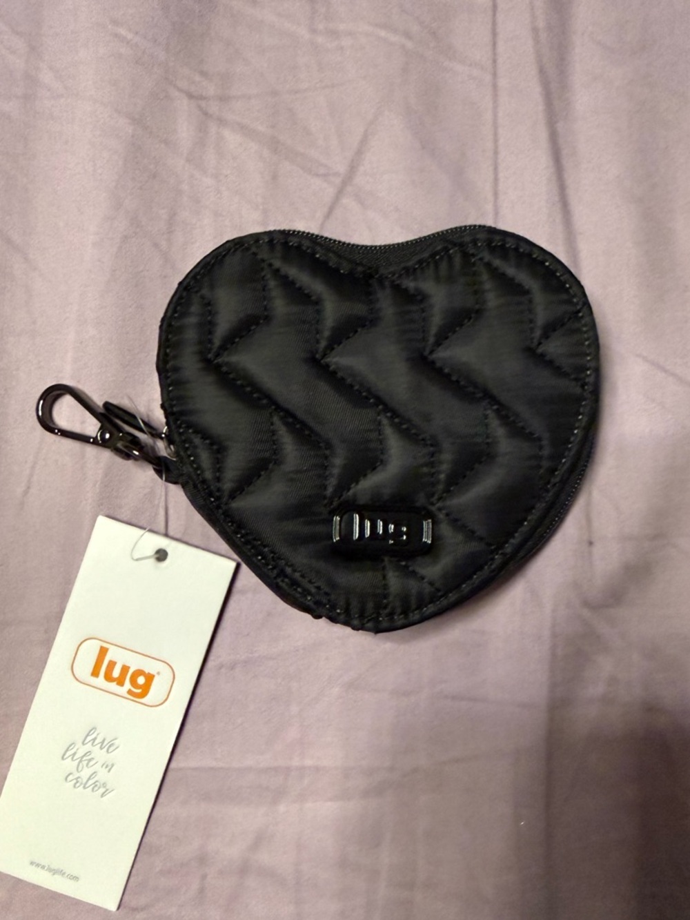 Lug heart pouch - black